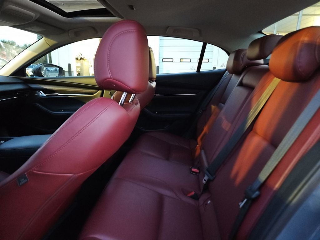 2022 Mazda Mazda3 Carbon Edition