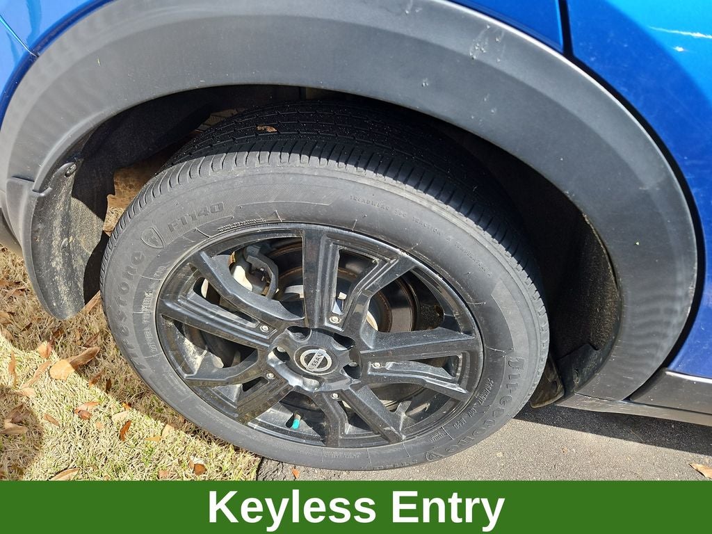 2021 Nissan Kicks SR