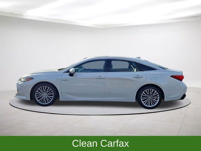 2021 Toyota Avalon Hybrid Limited w/ Nav & Sunroof