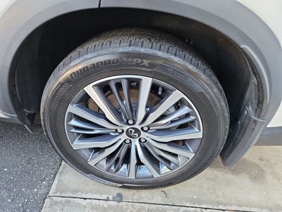 2022 INFINITI QX60 LUXE