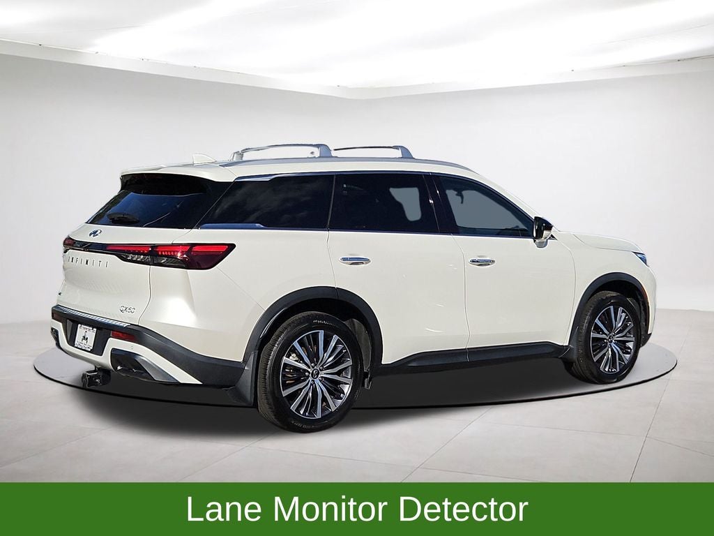 2022 INFINITI QX60 LUXE