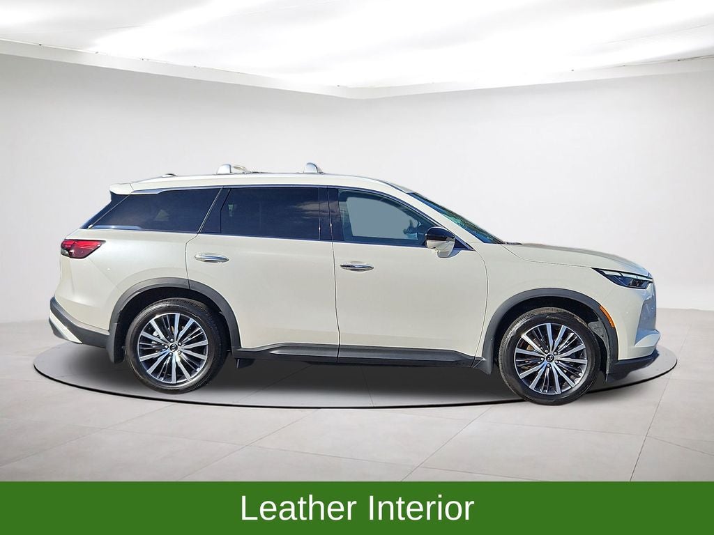 2022 INFINITI QX60 LUXE