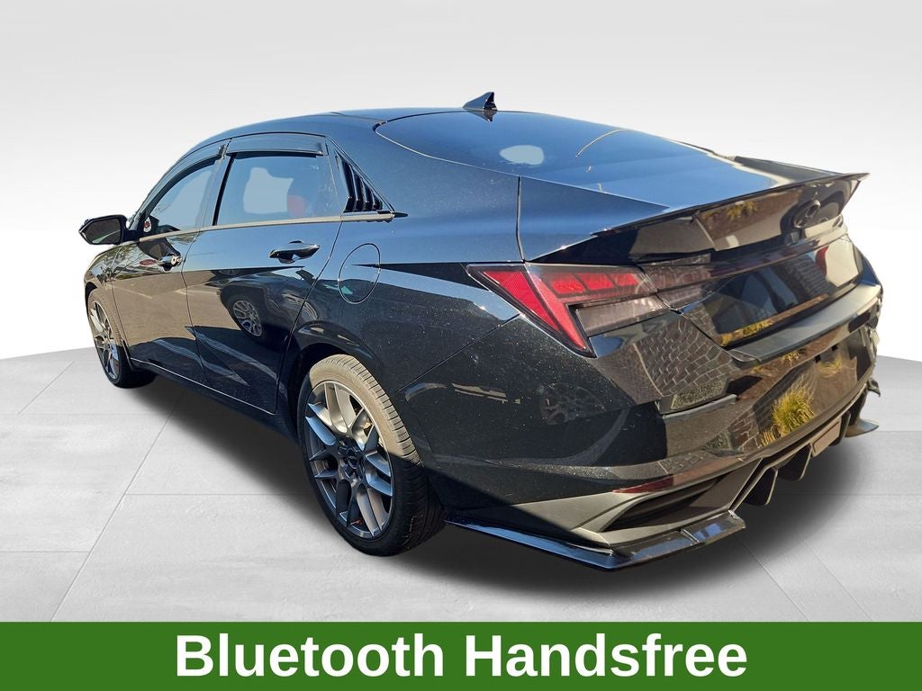 2022 Hyundai Elantra SE