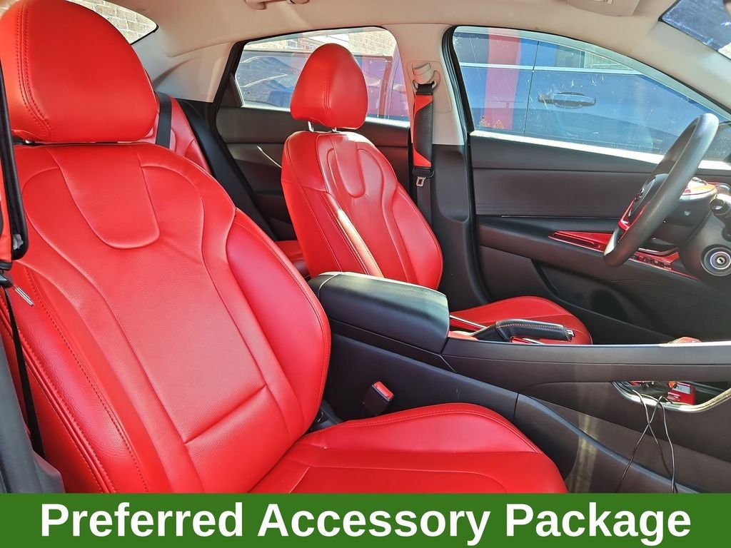 2022 Hyundai Elantra SE