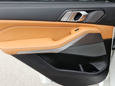 2023 BMW X5 xDrive40i M-Sport w/ Executive Pkg. & Panoramic Su