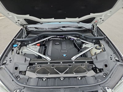 2023 BMW X5 xDrive40i M-Sport w/ Executive Pkg. & Panoramic Su