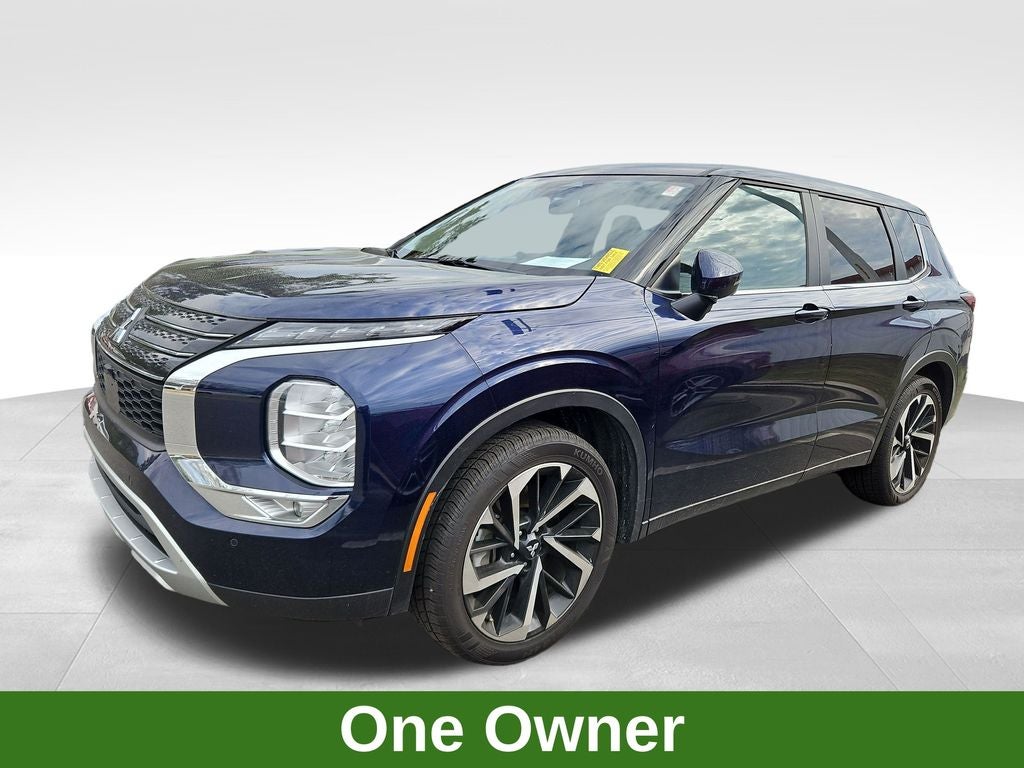 2024 Mitsubishi Outlander SE