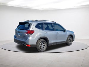 2021 Subaru Forester Premium 4WD w/ Sunroof