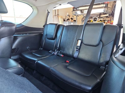 2023 INFINITI QX80 LUXE