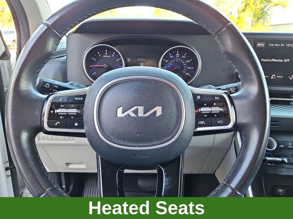 2024 Kia Carnival LX