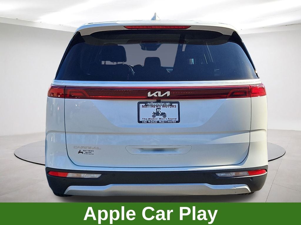 2024 Kia Carnival LX