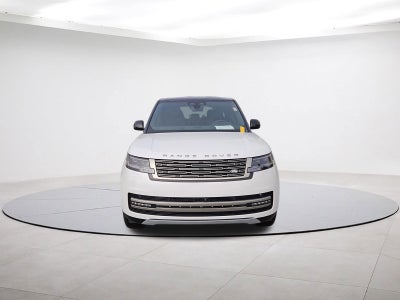 2024 Land Rover Range Rover 4WD SE P400 LWB w/ 3rd Row, & Rear Entertainment