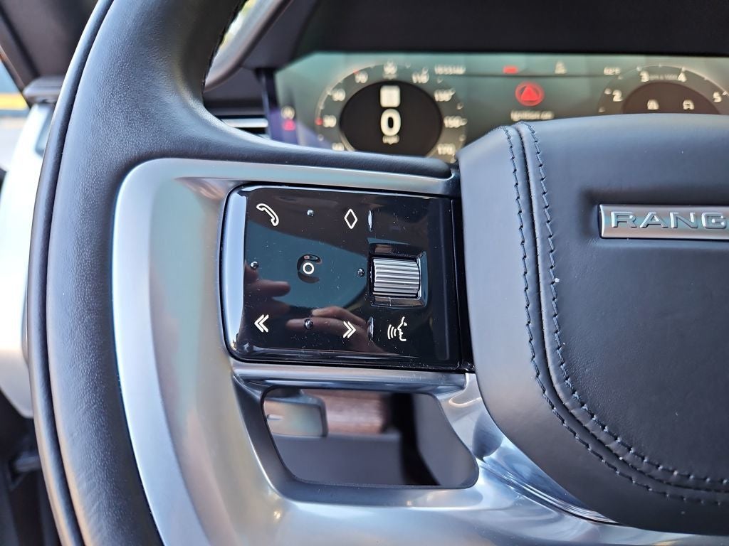 2023 Land Rover Range Rover SE LWB