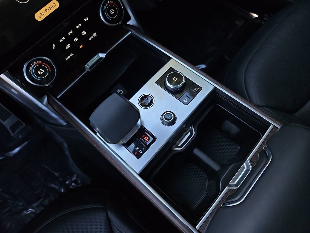 2023 Land Rover Range Rover SE LWB