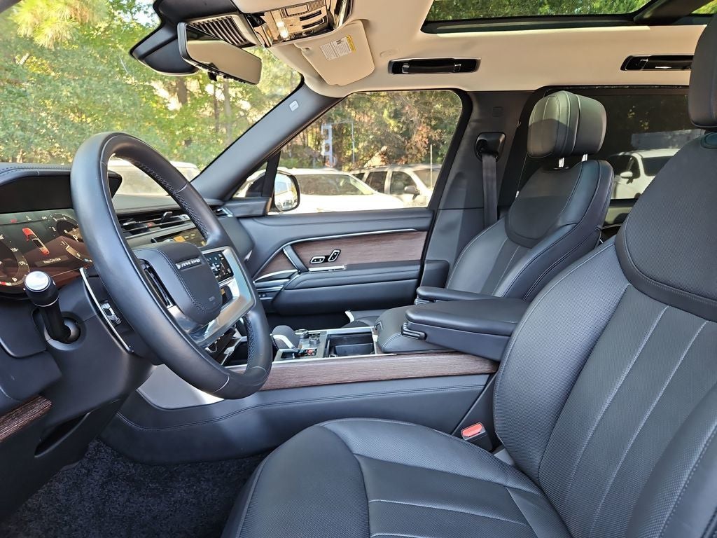 2023 Land Rover Range Rover SE LWB