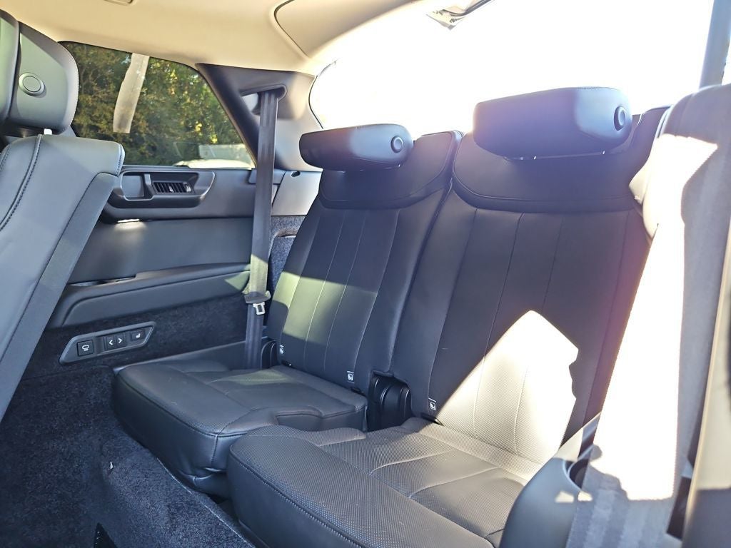 2023 Land Rover Range Rover SE LWB