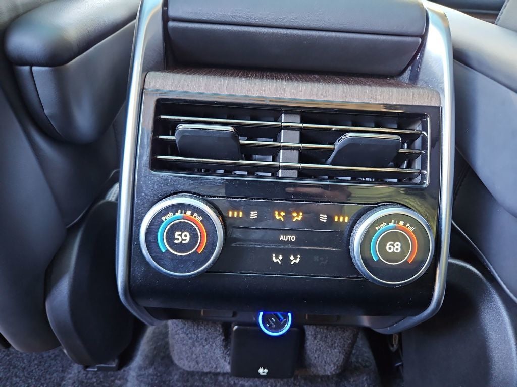 2023 Land Rover Range Rover SE LWB