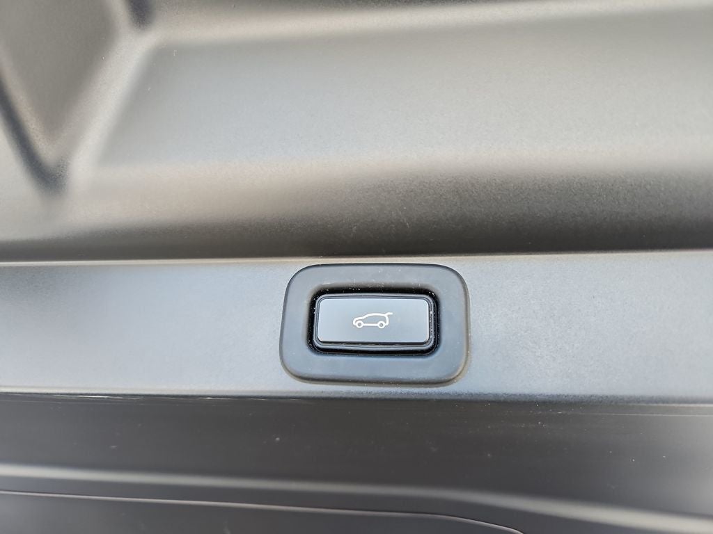 2023 Land Rover Range Rover SE LWB