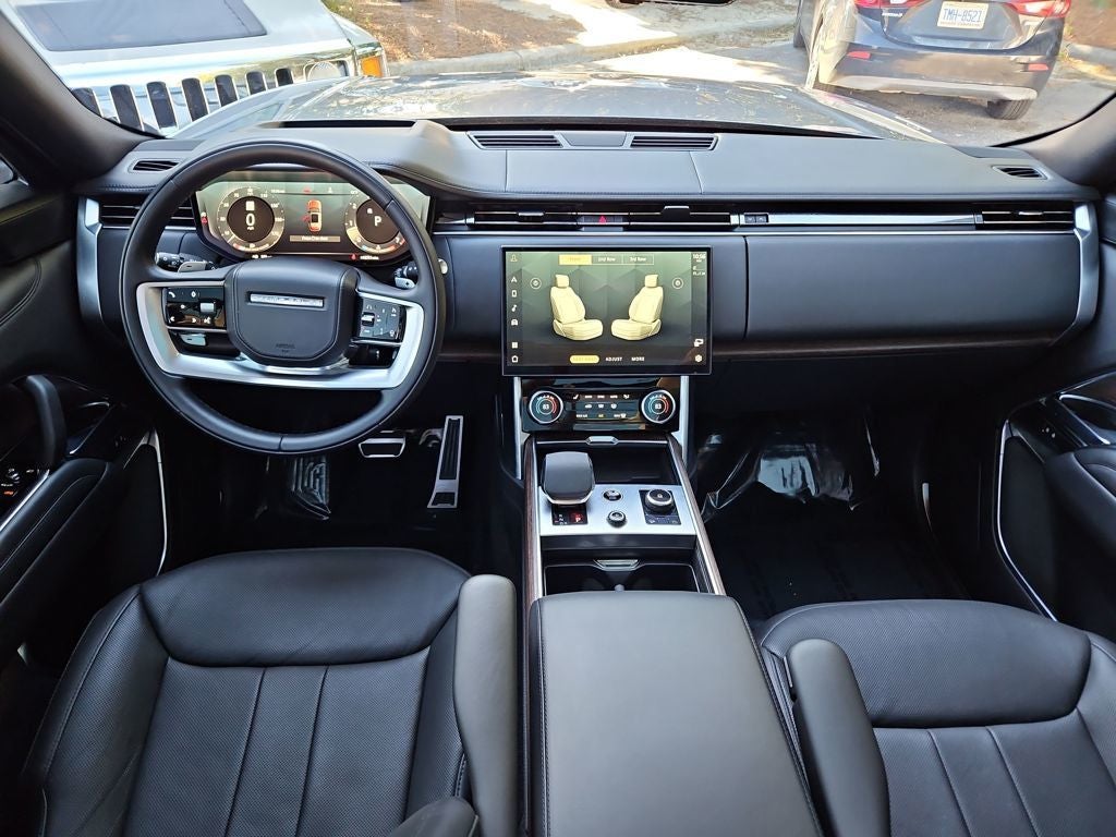 2023 Land Rover Range Rover SE LWB
