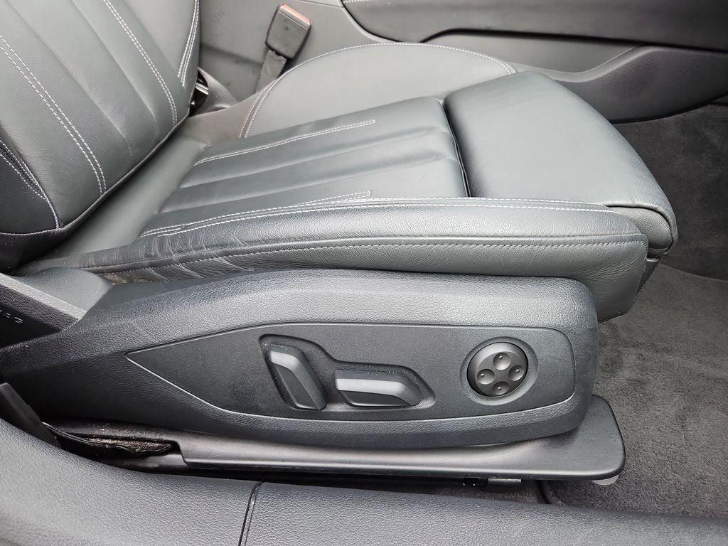 2023 Audi A4 45 S line Premium Plus quattro