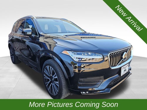 2022 Volvo XC90 T5 Momentum