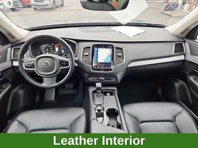 2022 Volvo XC90 T5 Momentum