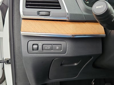 2022 Volvo XC90 Recharge Plug-In Hybrid T8 Inscription Expression 7 Passenger