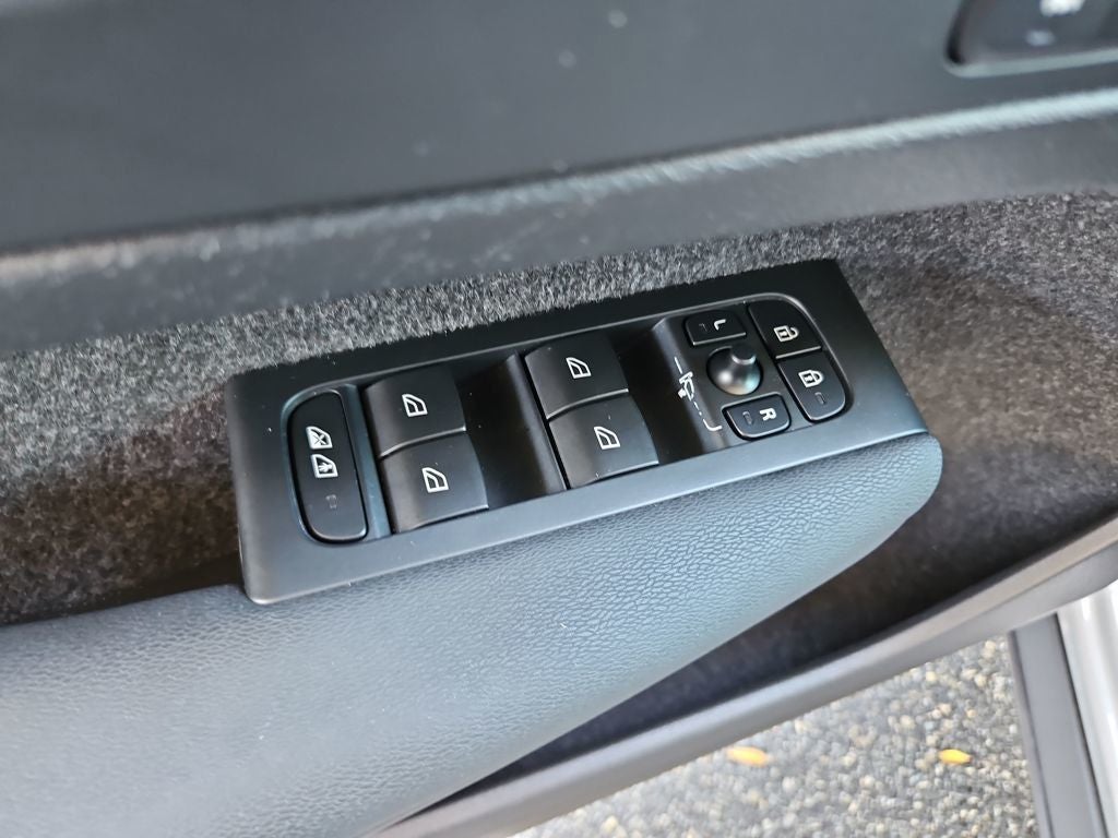 2023 Volvo C40 Recharge Pure Electric Ultimate